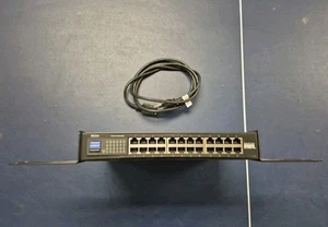 Linksys SR224 24 Port 10/100 Switch w Power & Rack Ears - Picture 1 of 3