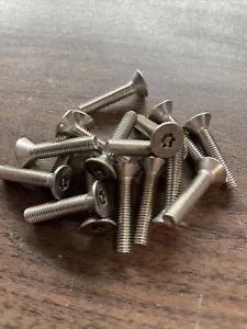 100 Qty M5 X 0.8 X 25mm long 18-8 Stainless Steel Tamper Flat Head Torx screws - Picture 1 of 3