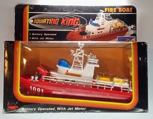 80s Squirting KING Jet Motor Fire Boat SEALED Red Genie Lamp Hong Kong 1081 - Picture 1 of 22