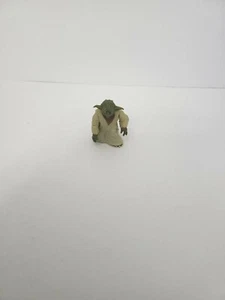 Star Wars Saga Yoda with Force Powers Figure 2002 Hasbro - Picture 1 of 8