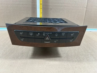 Panel de interruptor de bloqueo/peligro Mercedes-Benz E500 W211 2003-2009 A2116800552 OEM Foto 1 de 4