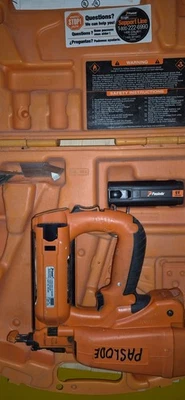 Paslode Cordless Finish 18 Gg Trim Nail Gun Nailer 901000 Tool & Battery - Image 1 of 4