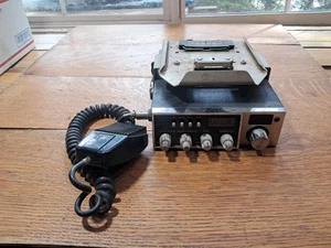 Untested SABRE BY BROWNING MODEL 2A CB Radio Citizens Band Channel K89 - Picture 1 of 8