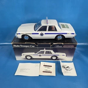 Jarra Jim Beam White State Trooper Patrol Car con caja de Regal China EE. UU. 1991 - Imagen 1 de 17