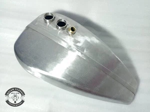 INDIAN SCOUT 101 1929 - 1931 PETROL OIL GAS TANK WITH LID CAPS - Bild 1 von 10