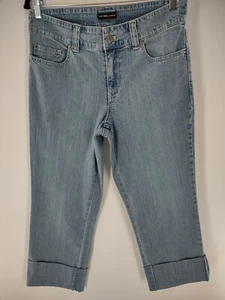 New York & Company Size 8 Women's Jeans Capris LIGHT Blue 011 - Picture 1 of 4