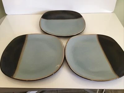 Juego de 3 ~ Platos de ensalada cuadrados Gibson Elite Volterra cupé a rayas azules y marrones Foto 1 de 4