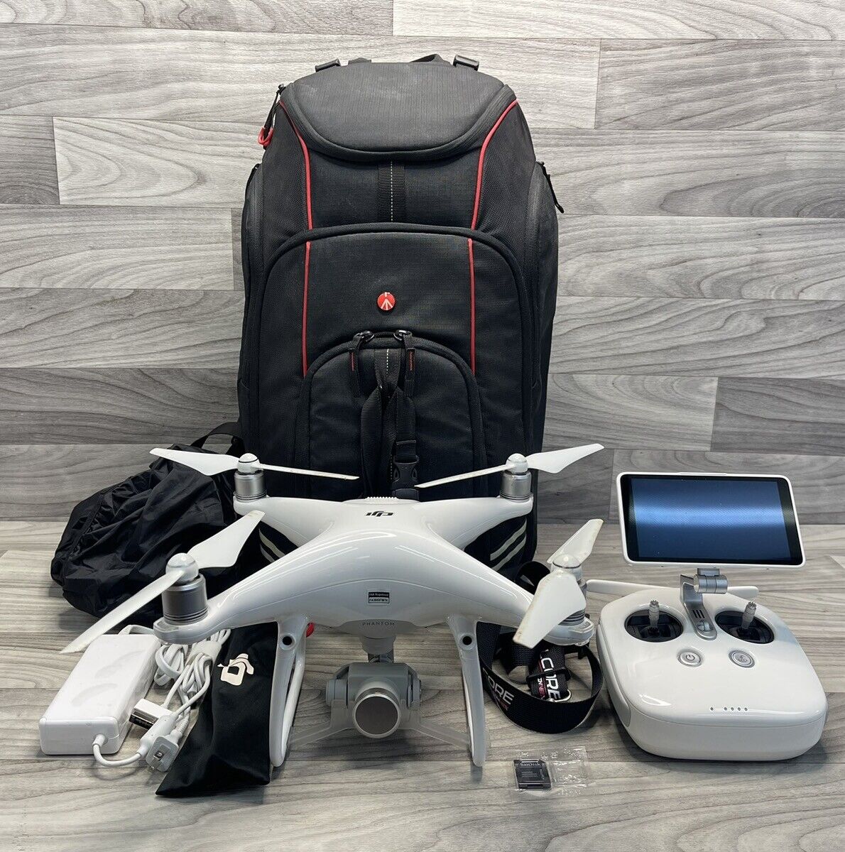 DJI Phantom 4 Pro Camera Drones with App Controller 720p HD DJI Phantom 4 Pro Camera Drones with App Controller 720p HD