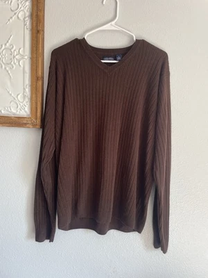 Suéter tejido acanalado marrón cuello en V talla XL de colección Consensus para hombre Foto 1 de 4