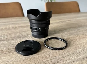 Sony E 10-20mm f/4 PZ G Lens w/ UV Filter and Hood - Picture 1 of 7