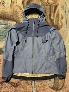 Vintage 2004 Arcteryx Theta AR 2-tone jacket Gore Tex Women’s Size XS -Rip Shown - Bild 1 von 6
