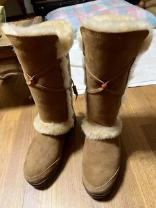 Original UGG Boots Wildleder gefüttert Gr. 37, Neu/ New!! Sehr Schön!!!!!!🥰 - Bild 1 von 7
