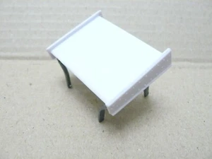 Alerón delantero lateral pequeño blanco liso 1/18 (ICR) para los coches Outlaw Sprint - Imagen 1 de 4
