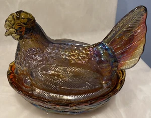 Vintage Hen On Nest Amber Iridescent Glass Chicken Candy Dish Indiana Carnival - Picture 1 of 7