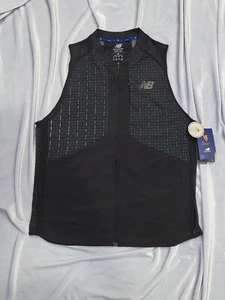 BRAND NEW NEW BALANCE NYCM REFLECTIVE running vest black sz m - Picture 1 of 7