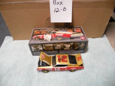 1/24 nascar #12 Бобби Эллисон 1969 Mercury Cyclone с автографом - Изображение 1 из 3