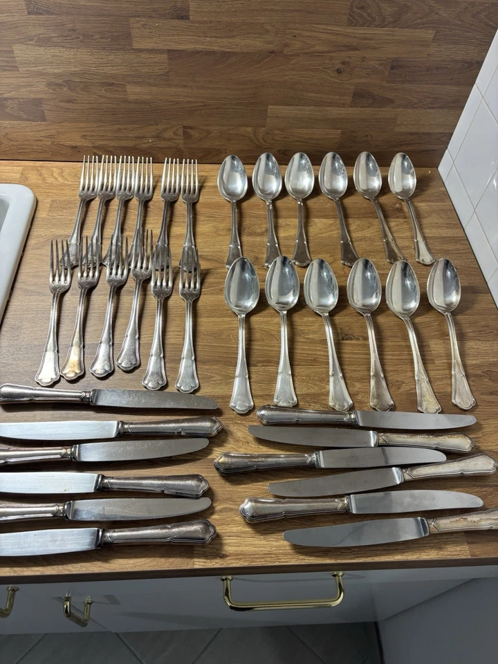 Lot De 36 Couverts Ercuis Metal Argenté  - Photo 1/4