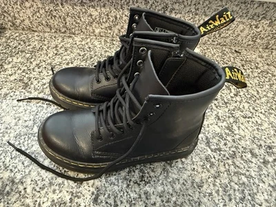 DR. DOC MARTENS Little Girls Black Leather Lace/Zip Up Combat Boots 1460J Size 1 - Image 1 of 4