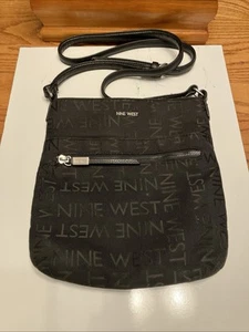 Nine West CrossBody Shoulder Bag Purse Black Pebble Faux Leather Strap/trim - Picture 1 of 6