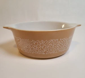Pyrex Woodland Casserole Bowl 472-B Caramel Tan 750 ml 1978-1983 No lid - Picture 1 of 10