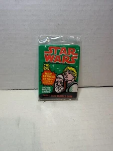Vintage 1977 Topps Star Wars Movie Photo Cards with Bubble Gum – Pack - Picture 1 of 3