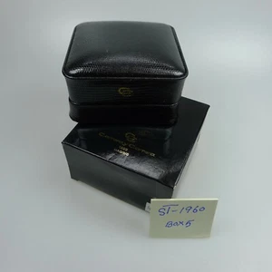 Broche Carrera-Y-Carrera Cuero Caja Negra, con Caja Exterior - Imagen 1 de 3