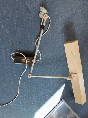 DDR Lampe für Deko oder Werkstatt, funktionstüchtig Schreibtischlampe  - Bild 1 von 4