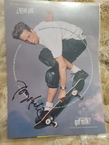 8x10 signed auto in person, tony hawk "got milk" mag ad laminiert - Bild 1 von 1