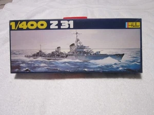 HELLER Z31 MODELLBAUSATZ IM MASSSTAB 1:400 - Bild 1 von 2