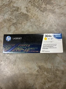 GENUINE HP CC532A (304A) YELLOW TONER CARTRIDGE - Picture 1 of 12