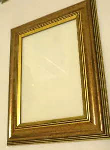 Cornice vintage 7 1/2"" x 9"" marrone/oro legno simile a cornici con lotto usato cavalletto X-7 - Foto 1 di 2