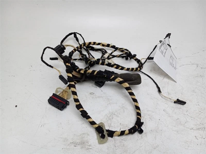 2009 - 2011 VOLKSWAGEN TIGUAN CHICOTE DE FIOS TRASEIRO ESQUERDO ESCOTILHA PORTA-MALAS - Imagem 1 de 4