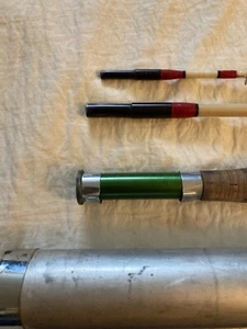 Vintage Shakespeare 3 piece 1380t 8 1/2 ft fiberglass fly rod - Picture 1 of 7