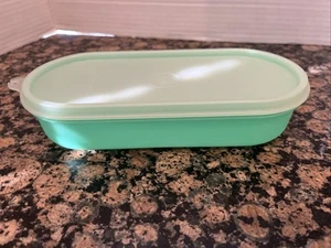 Tupperware vintage verde casa cucina portaoggetti 1375-7 con coperchio trasparente abbinato usato in ottime condizioni - Foto 1 di 4