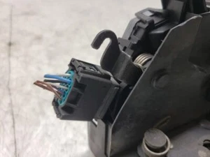 2001 BMW X5 E53 FRONT LEFT DOOR LATCH ACTUATOR - Picture 1 of 1