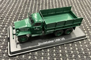 STUDEBAKER US6 U3 DIE CAST COLLECTIBLE 1/43 SCALE MODEL IN DISPLAY CASE - Picture 1 of 6