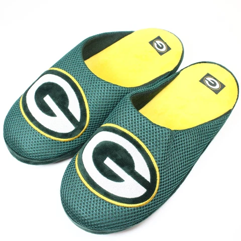 Green Bay Packers Slippers Men's size 9 - 10 NFL Soft Cushioned & Slip Resistant Cover