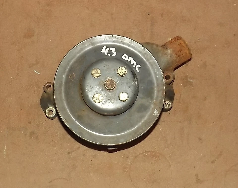 OMC 4.3 Water Pump and Pulley PN 0980477,3839175P - Image 1 of 2