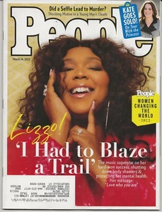 People Magazine 3-14-2022) Interview with Lizzo - Foto 1 di 2