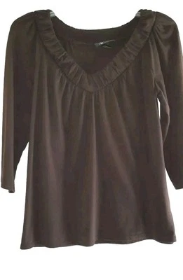 AB STUDIO Knit Top - S - Rusched V-Neckline, 3/4 Sleeves, Straight Hem - Image 1 of 4