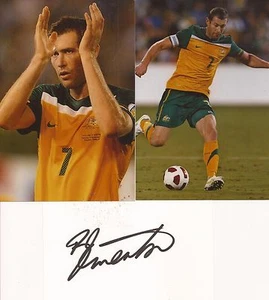 AUSTRALIA: TARJETA BLANCA FIRMADA POR BRETT EMERTON 3x5 + 2 fotos sin firmar + certificado de autenticidad - Imagen 1 de 1