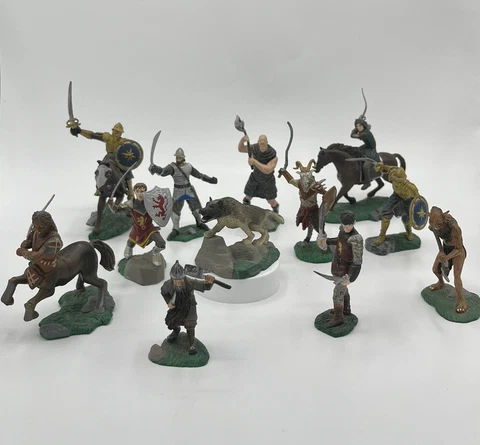 The Chronicles of Narnia Action Figure Lot Of 12 Disney Walden (FREE SHIPPING) Cover