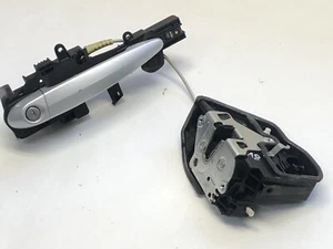 orig. BMW Serie 1 E81, E82, E88 azionamento porta/serratura porta anteriore sinistra 7202143 - Foto 1 di 4