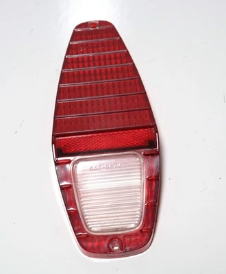67 Mercury Montego Luz Trasera Lente Freno Señal de Giro Retroceso Derecha Como Nuevo Foto 1 de 4