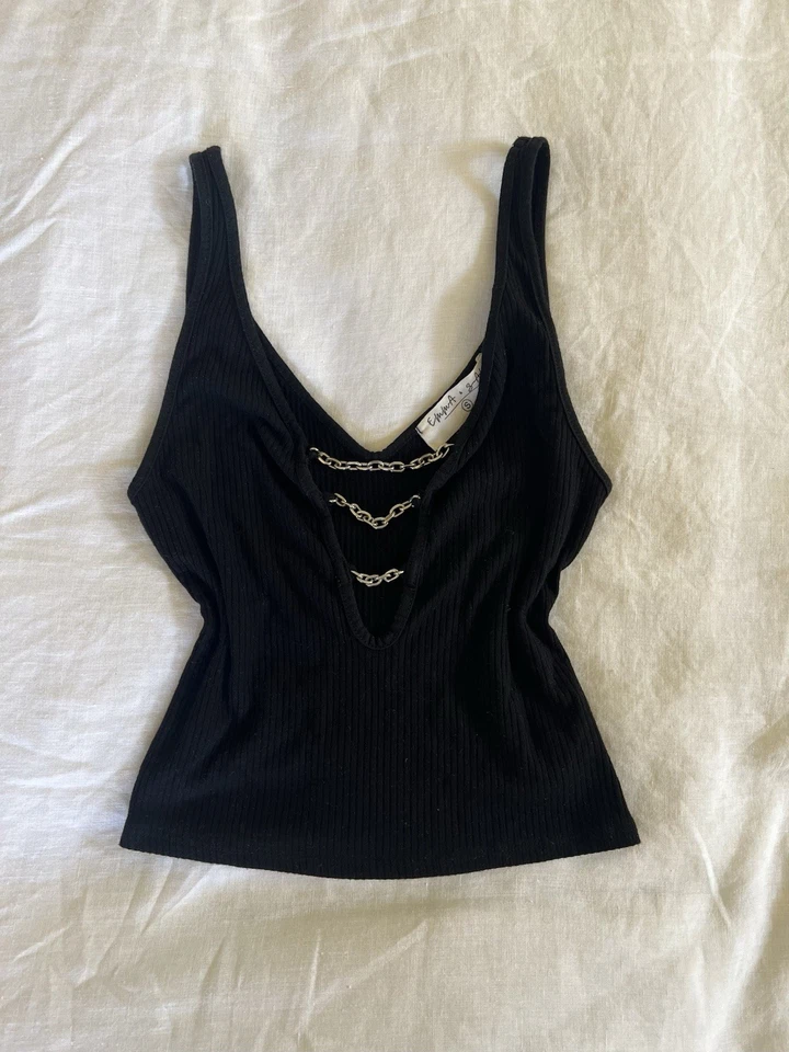 Black Ribbed Crop Top Deep V With Silver Chain Detail Size Small - Image 1 of 4