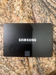 USED - LAST FEW - Samsung 4TB 850 EVO 2.5" SATA III SSD - SEE DESC FOR MORE INFO - Picture 1 of 4