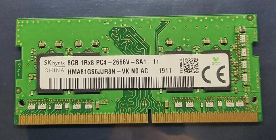 SK Hynix PC4-21300 PC4 2666 8GB 1X8GB DDR4 1RX8 2666MHz 260pin Laptop Memory - Image 1 of 1
