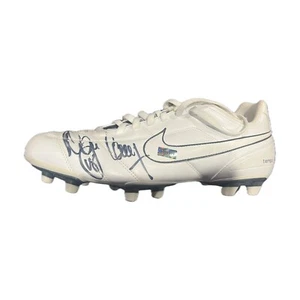 Personally Signed Wayne Carey Nike Football Boot, Pristine Condition with a COA - Picture 1 of 5