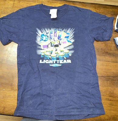 Camiseta Disney Buzz Lightyear para niños (talla S) Azul Usado en Excelente Condición Foto 1 de 4