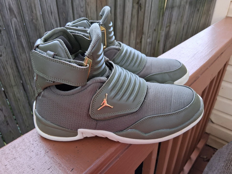 Zapatillas deportivas Air Jordan Generation 23 2017 verde oliva talla 8 para hombre Foto 1 de 4